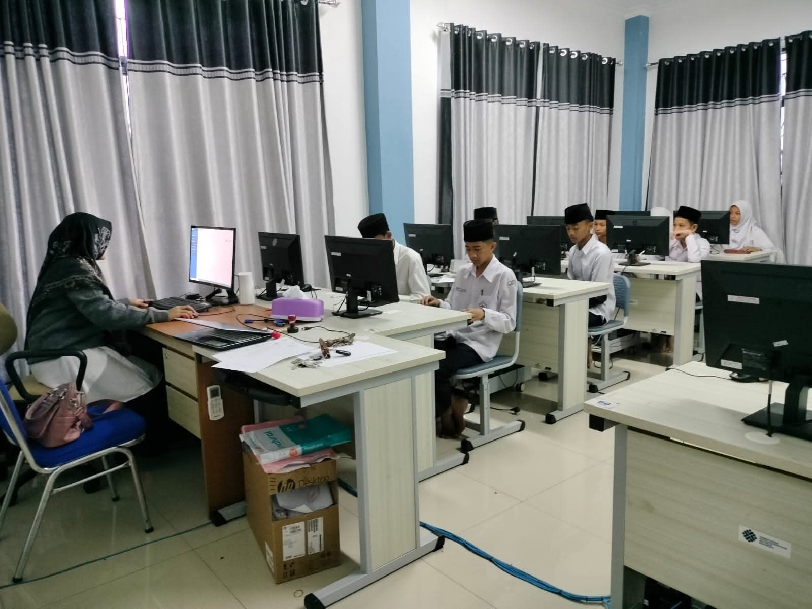 KEGIATAN PEMBELAJARAN BERBASIS IT 